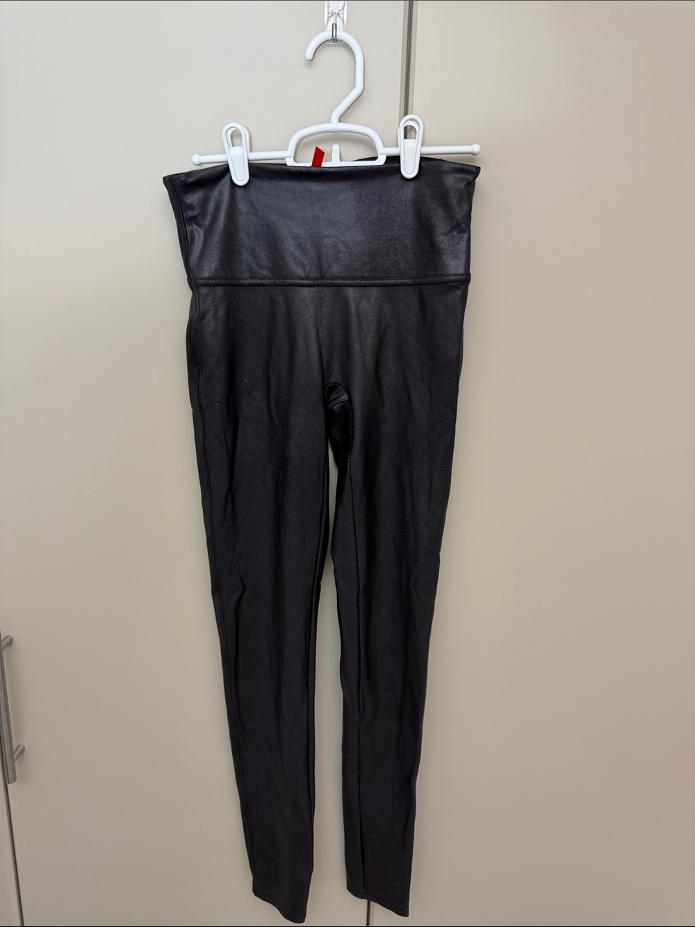 Black Faux Leather Leggings - Spanx - size M